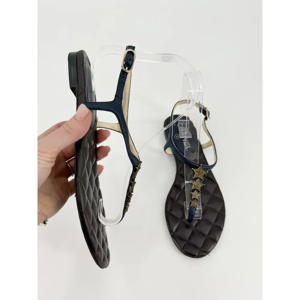Chanel Paris Dallas Quilted Leather CC Star T Strap Flat Sandals Black Shoes 37